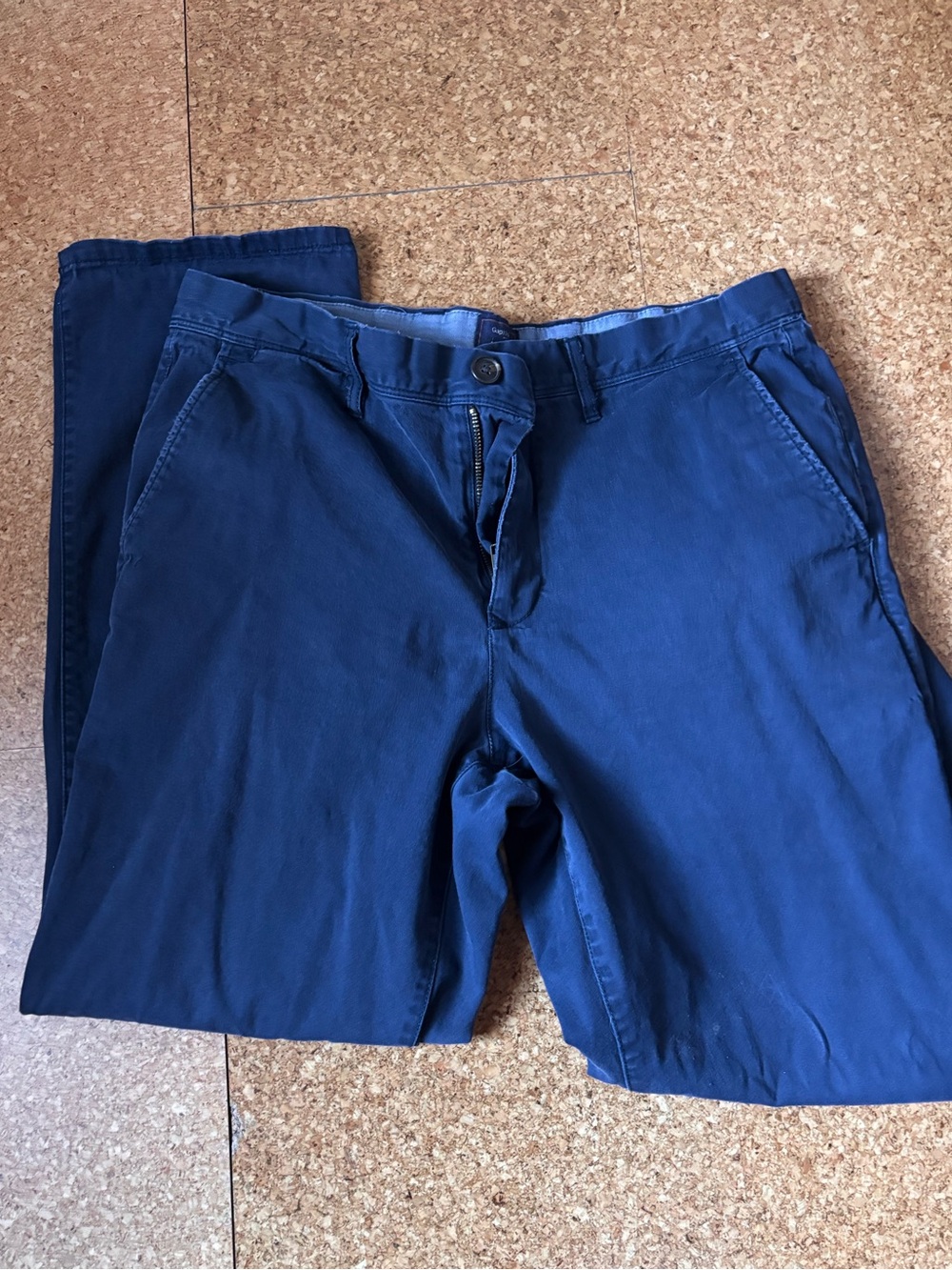 Classic Gap Men's Navy straight stretch Chino Pants